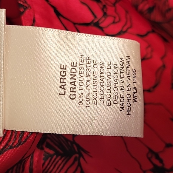 Delicates Whimsical Dark Floral Nigthgown Sz L Feminine Romantic - Picture 8 of 8